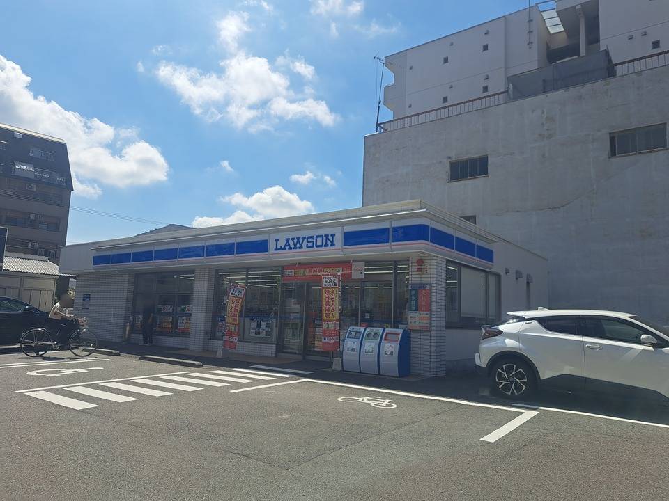 コンビニ　ローソン松山河原町店（コンビニ）まで329m
