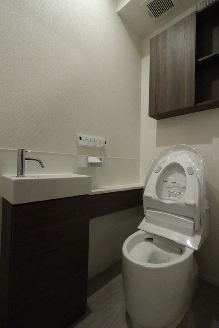 トイレ　※３０６号室モデルルームの写真です