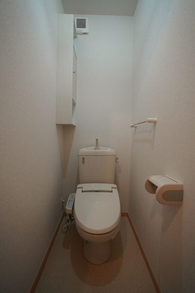 トイレ　同じ建物の別のお部屋