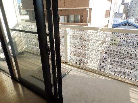 バルコニー　ベランダ（イメージ）