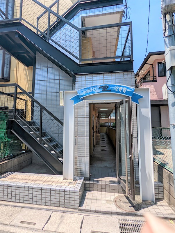 エントランス　エントランス