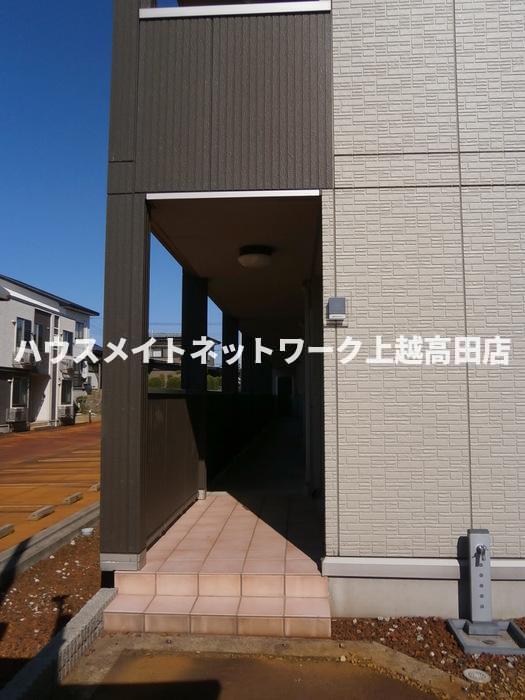 エントランス　エントランス