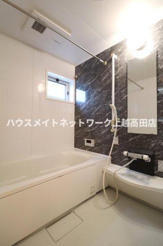 バス・シャワールーム　浴室