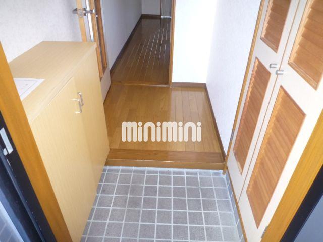 玄関　靴箱＆収納付きの玄関