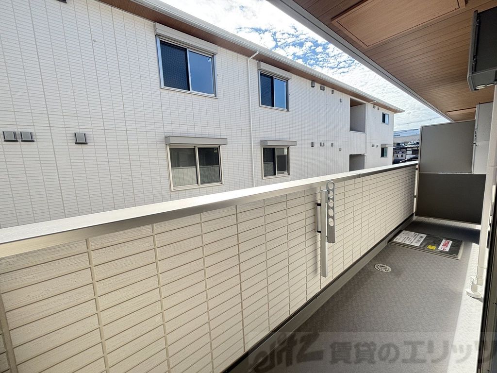 バルコニー　バルコニー