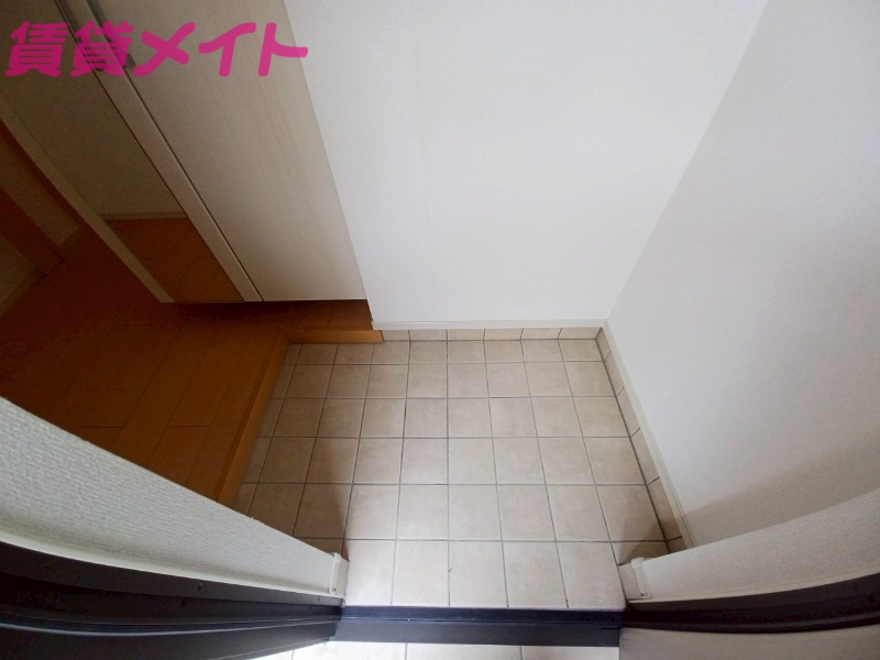 玄関　同型参考写真