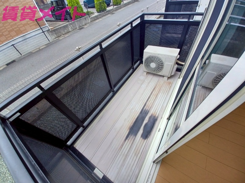 バルコニー　同型参考写真