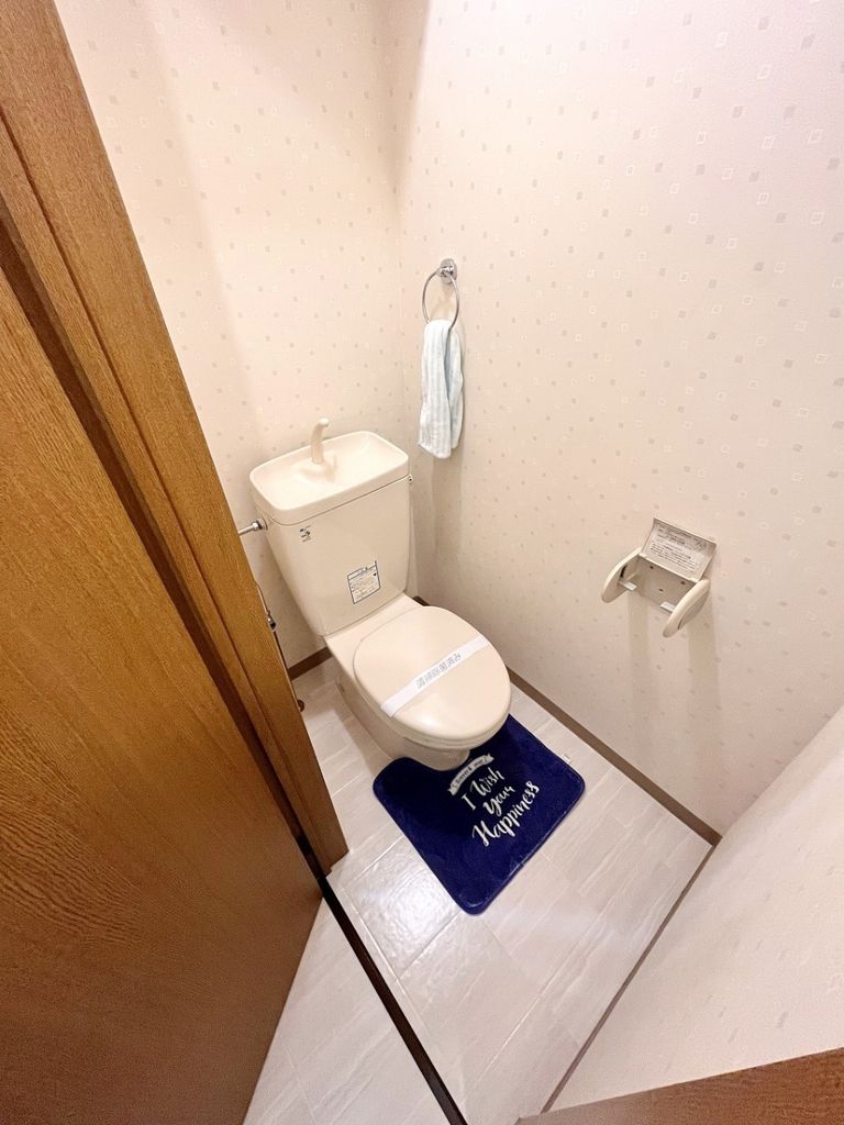 トイレ　トイレ