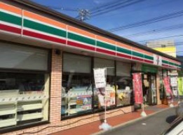 コンビニ　セブンイレブン広島三篠2丁目店（コンビニ）まで322m