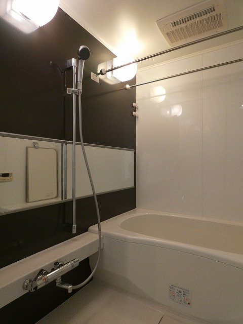 バス・シャワールーム　バス