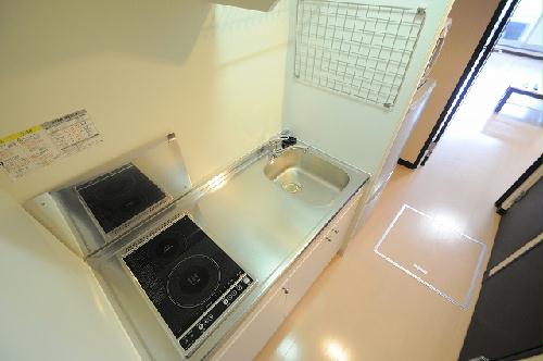 キッチン　※写真は同タイプ物件のサンプルです。