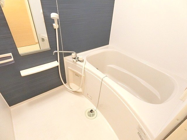 バス・シャワールーム　日々の疲れを癒すお風呂付です