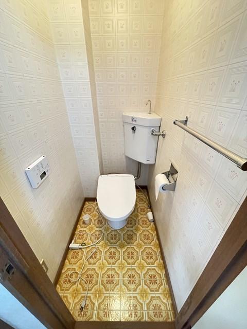 トイレ　トイレ