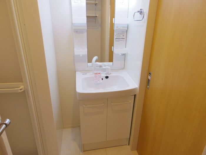 洗面設備　洗髪洗面化粧台