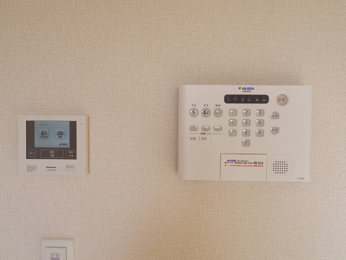 セキュリティ　ALSOKホームセキュリティ搭載・オートロックインターホン