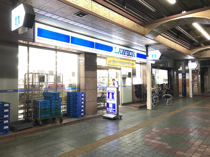 コンビニ　ローソン（コンビニ）まで270m