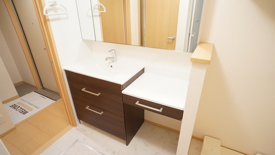 洗面設備　洗面化粧台