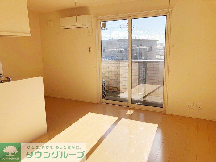 居室・リビング　お問合せはタウンハウジングまで！※現地待合わせ相談可能