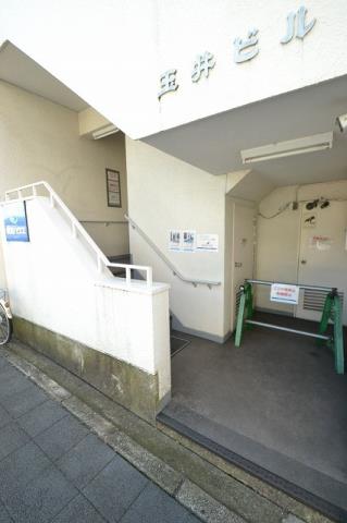 エントランス　エントランス