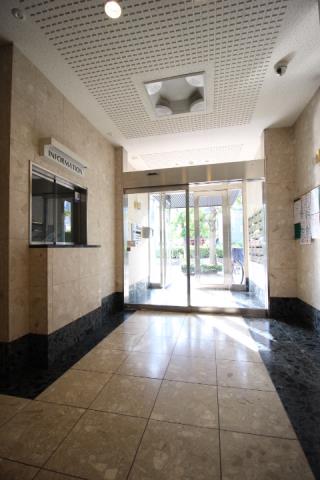 ロビー　エントランス