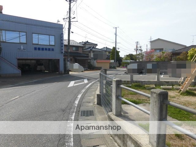 その他　前面道路（その他）まで0m