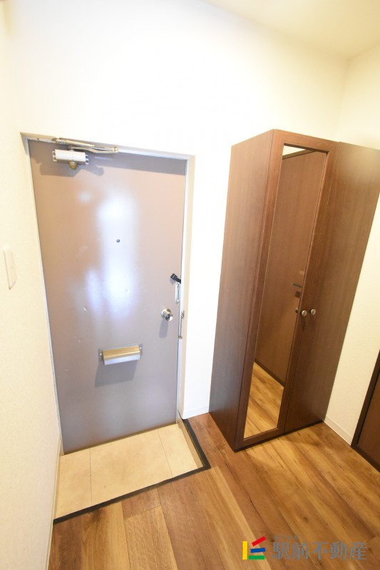 玄関　お部屋の入口