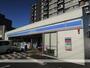 コンビニ　ローソンＪＲ東岸和田駅前店（コンビニ）まで678m