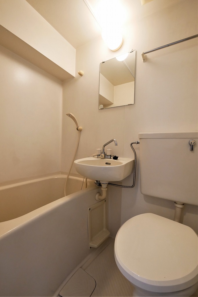 バス・シャワールーム　Calm西原601