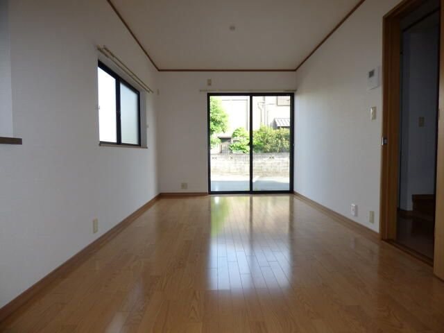 居室・リビング　※現況優先