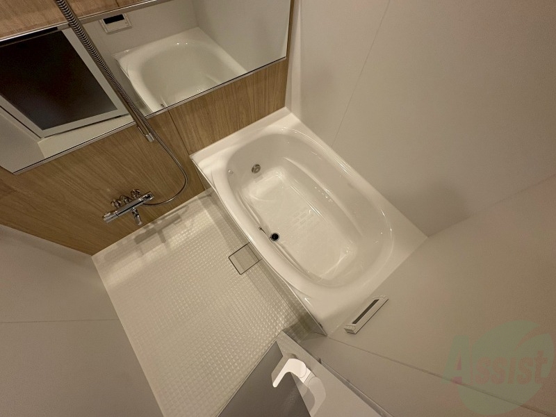 バス・シャワールーム　お風呂になります。一日の疲れを癒してくださいね。