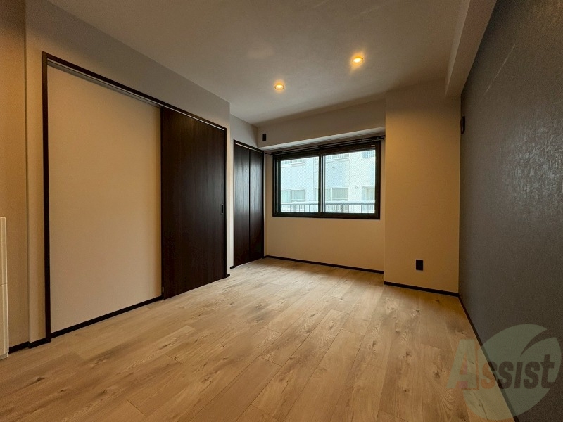 その他部屋・スペース　戸を閉めるとリビングと区切られた寝室にすることができますよ。