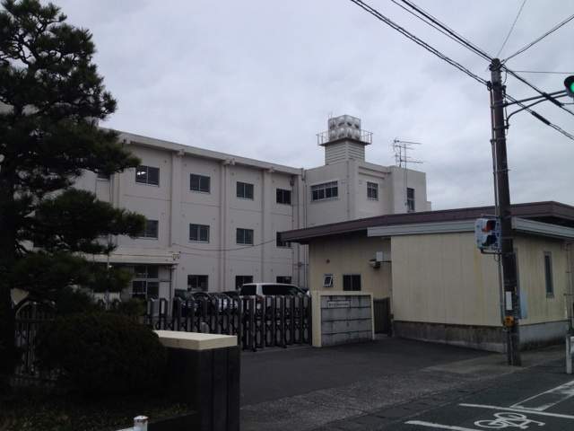 小学校　西山口小（小学校）まで987m