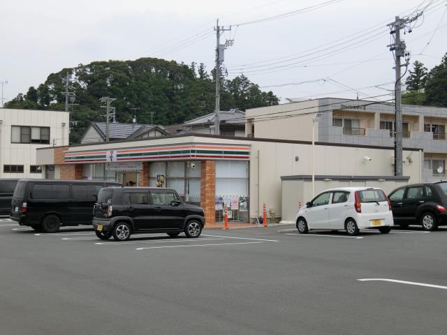 コンビニ　セブンイレブン（コンビニ）まで2236m