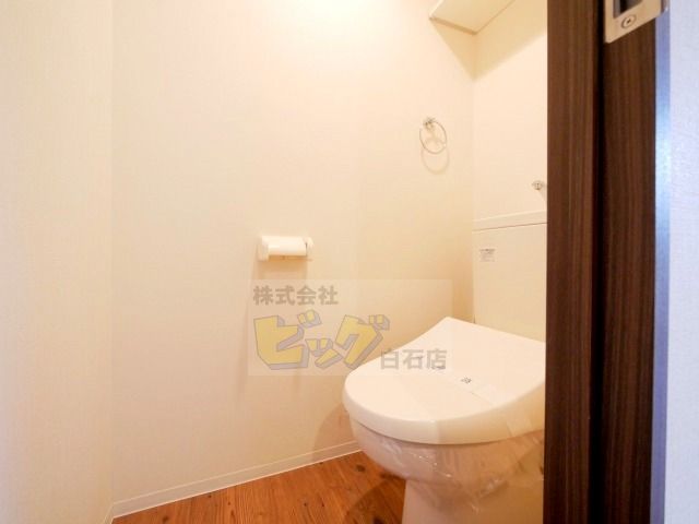 トイレ　いつも清潔・ウォシュレット完備しています♪