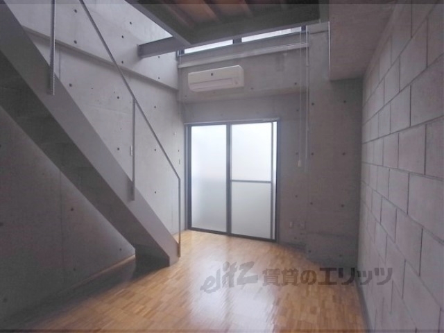 居室・リビング　洋室