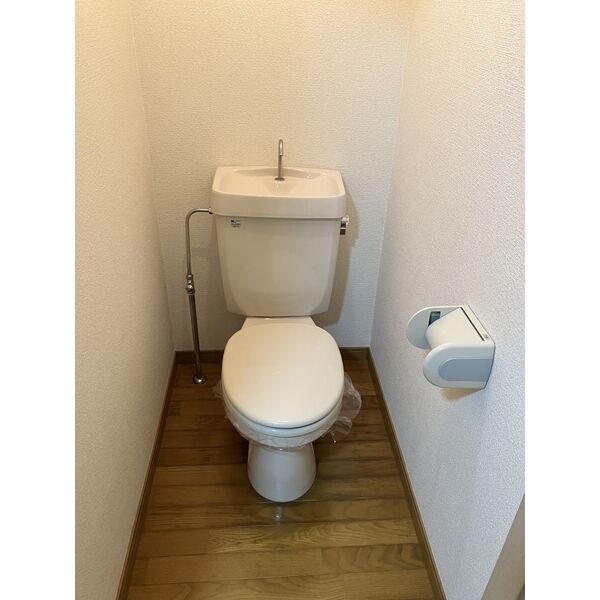 トイレ　同型イメージ