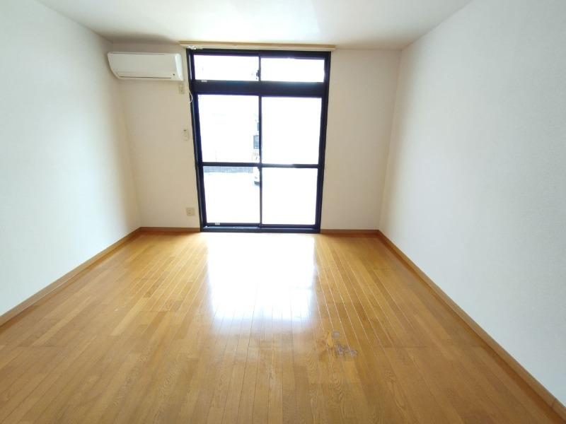 居室・リビング　同型イメージ