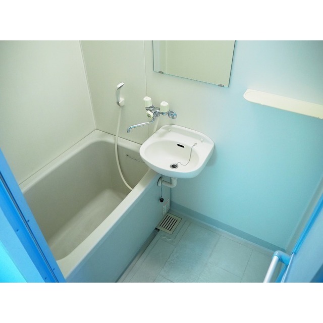 バス・シャワールーム　バス・洗面