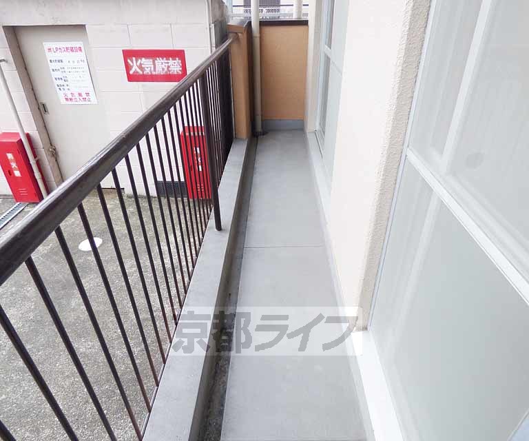 バルコニー　スペースが広いです