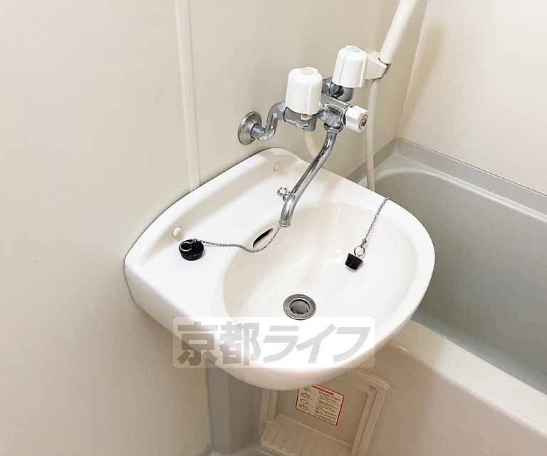 洗面設備　洗面台です・