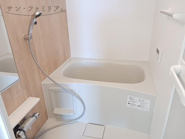 バス・シャワールーム　別物件同一モデル写真