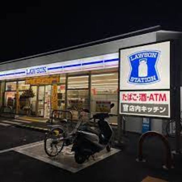 コンビニ　ローソン西ノ京北円町店（コンビニ）まで654m