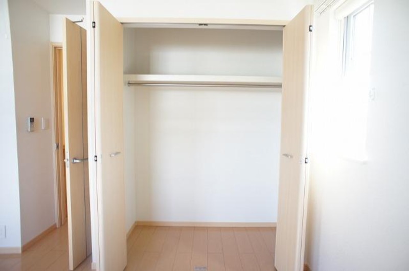 収納　図面と現状に相違がある場合には現状を優先