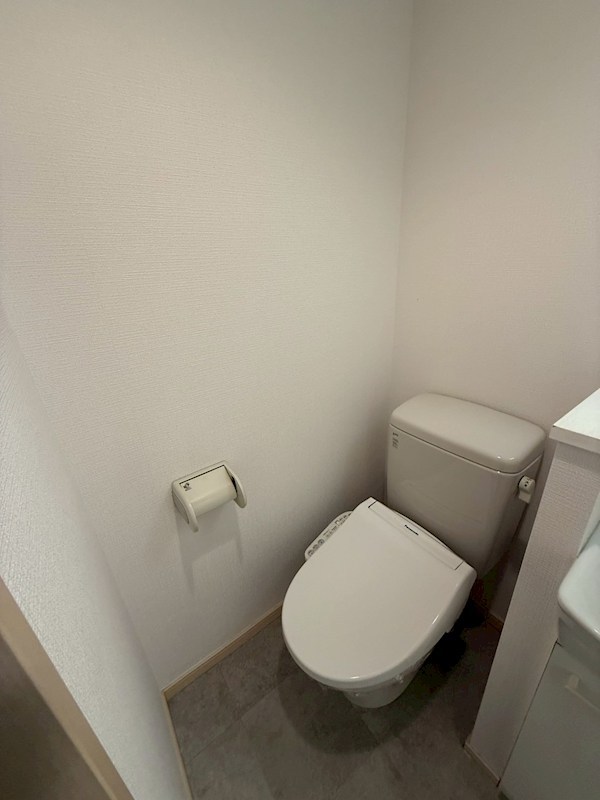 トイレ　他号室参照