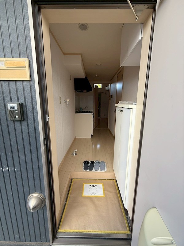 玄関　他号室参照