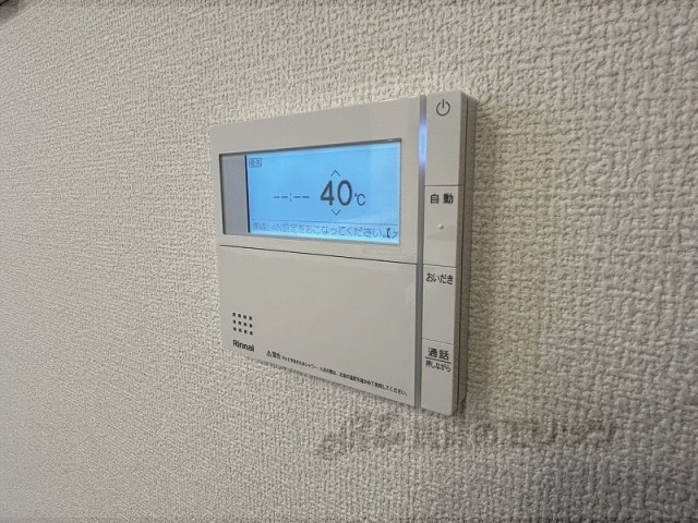 その他設備　給湯器リモコン