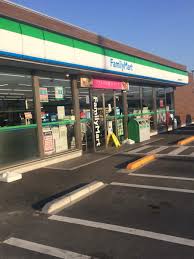 コンビニ　ファミリーマート 丸亀城辰小学校北店（コンビニ）まで1449m