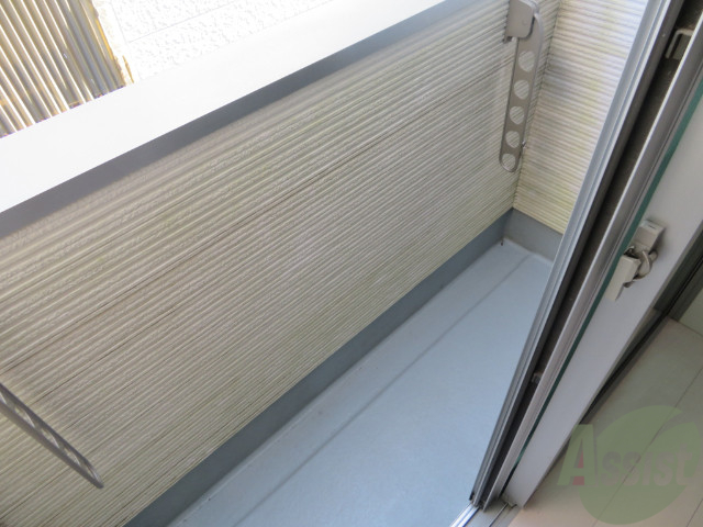 バルコニー　こちらはバルコニー。洗濯物が干せるようになっています。