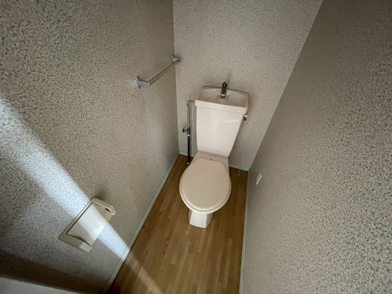 トイレ　※別部屋の写真です