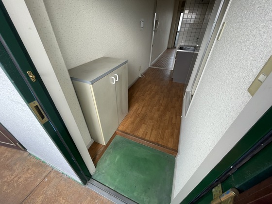 玄関　※別部屋の写真です